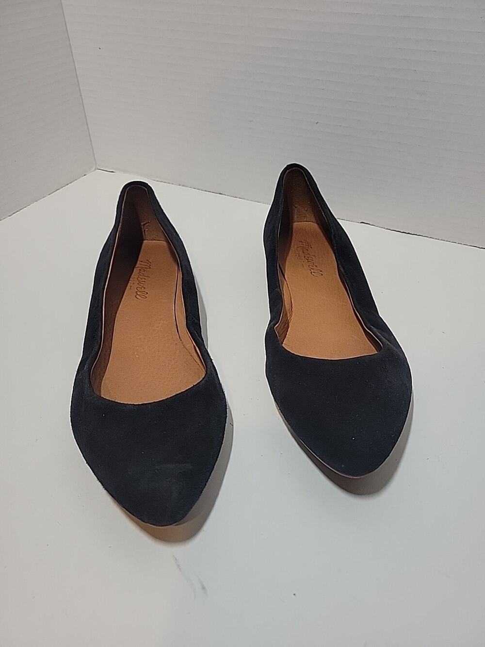 Madewell - 1937 Nubuck Suede Pointed Toe Flats in Black - Size 7